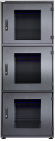 RZ Pro Colocation Rack mit horizontaler Belüftung per Hexagon-Lochblechtüren 800x1000x2000, Sockel
